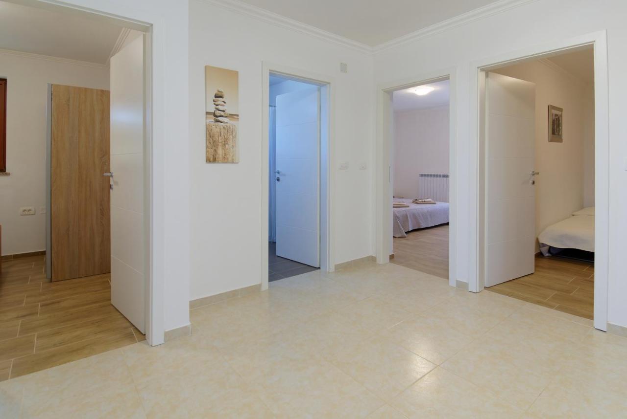 Apartments Belvedere By Rent Istria Plovanija Екстериор снимка