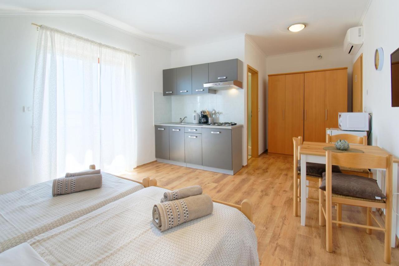 Apartments Belvedere By Rent Istria Plovanija Екстериор снимка