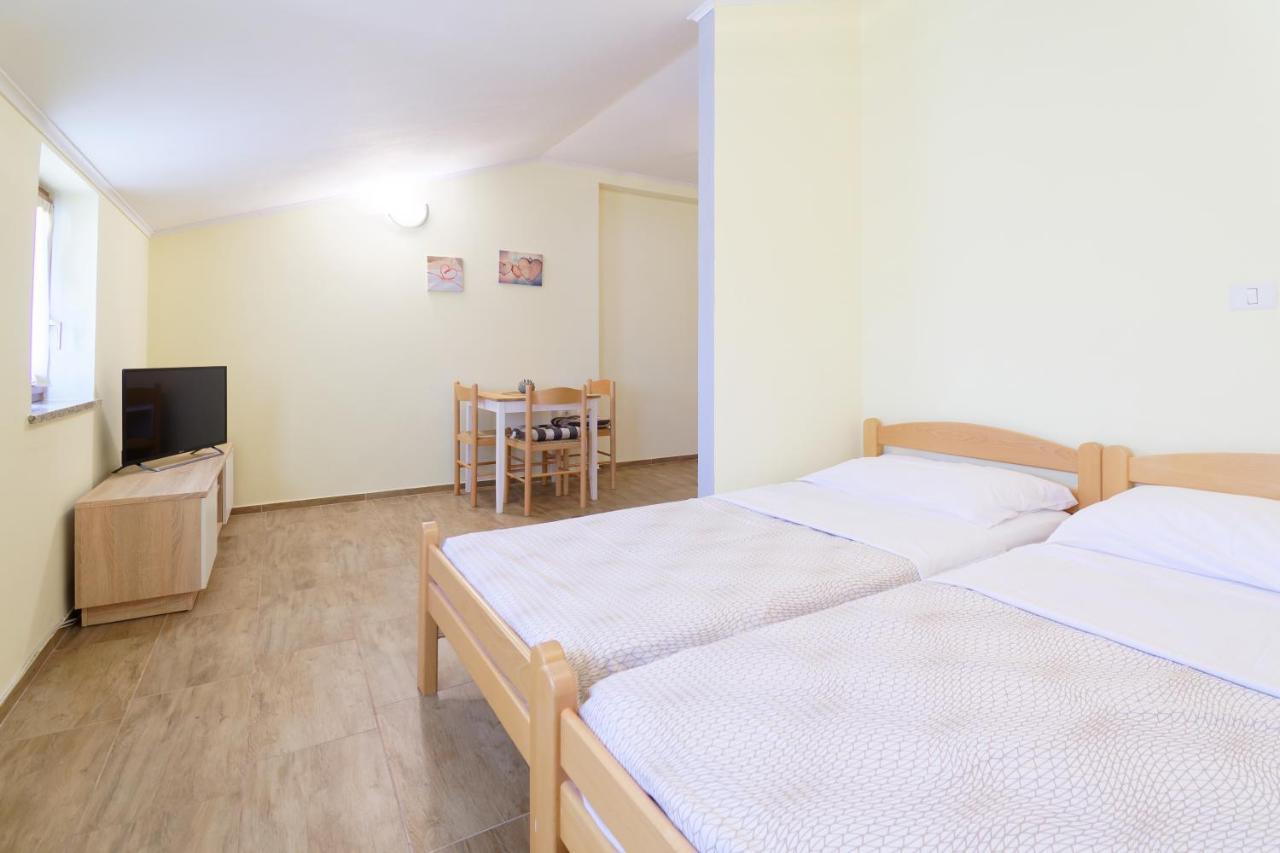 Apartments Belvedere By Rent Istria Plovanija Екстериор снимка
