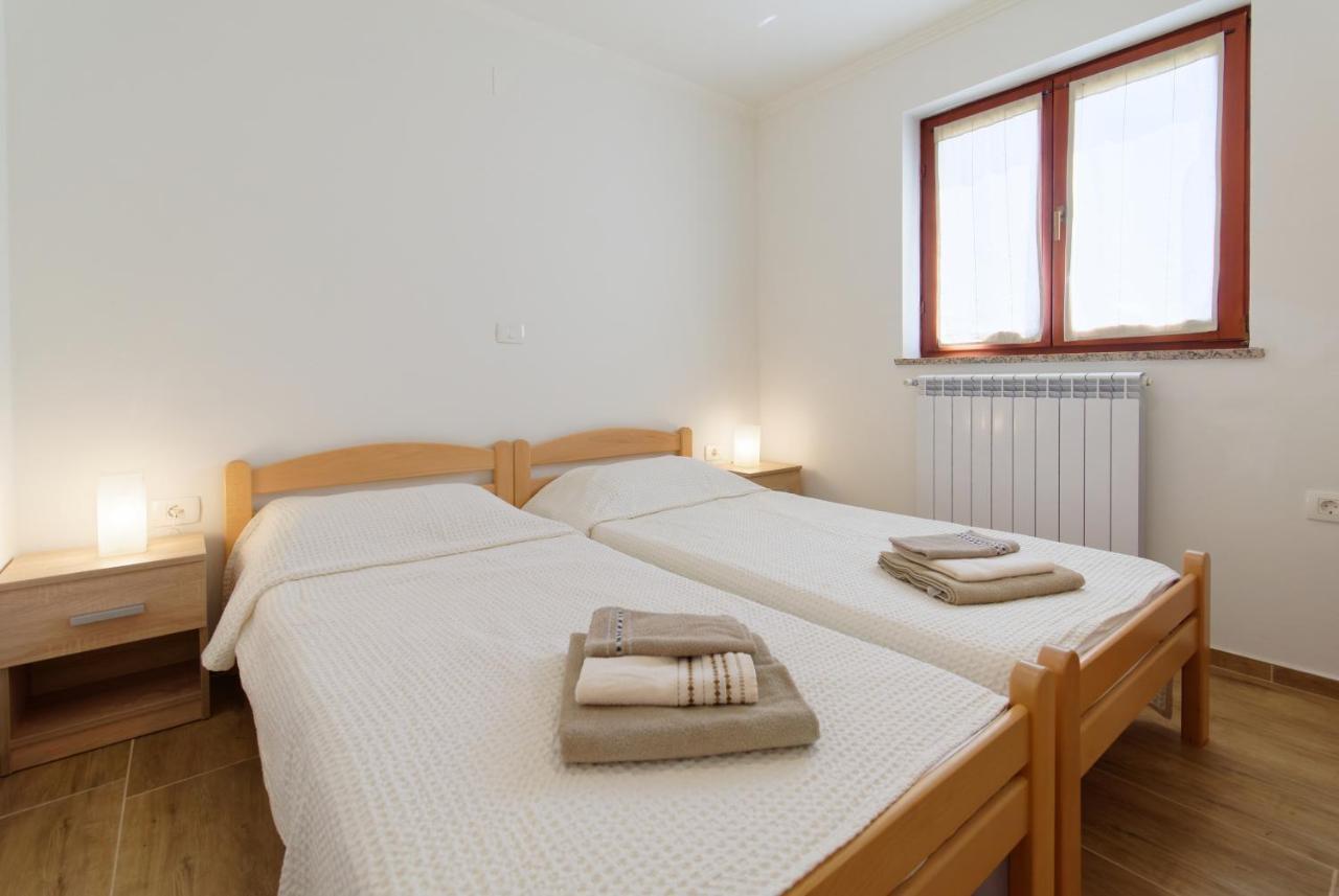 Apartments Belvedere By Rent Istria Plovanija Екстериор снимка