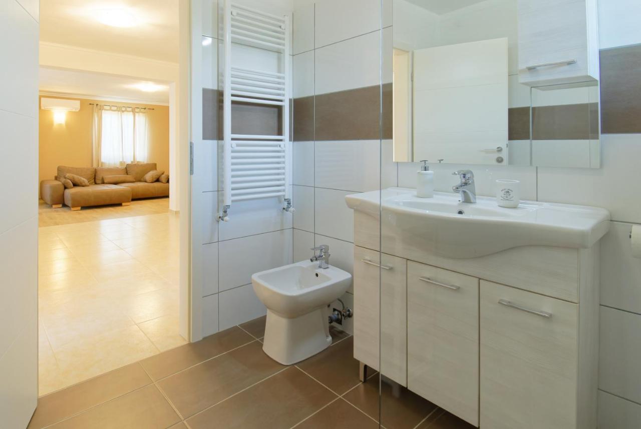 Apartments Belvedere By Rent Istria Plovanija Екстериор снимка