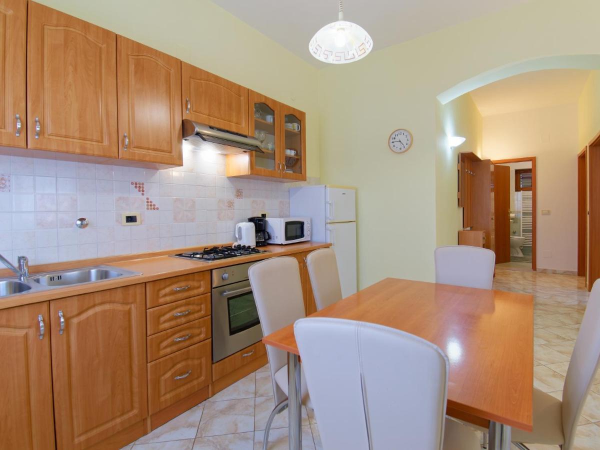 Apartments Belvedere By Rent Istria Plovanija Екстериор снимка